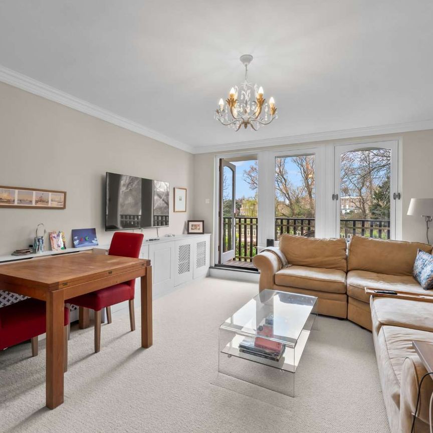 A wonderful one bedroom apartment with fantastic river views and off-street parking - Photo 1