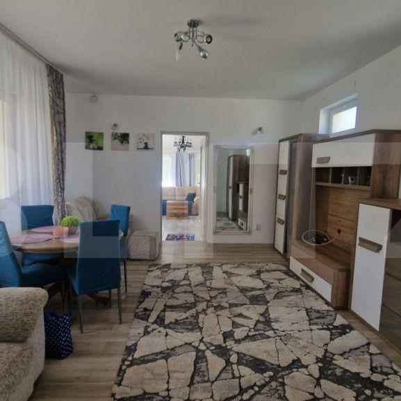 Casa de inchiriat, cu 4 camere, mobilata, curte, pivnita, zo - Fotografie 1
