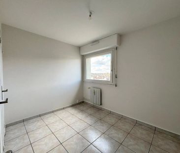 Appartement à louer 5 pièces 94.5m² - Photo 3