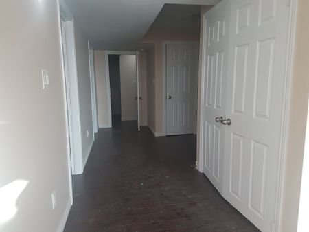 For Lease - 1720 Finkle Drive, Oshawa, Ontario - Photo 5