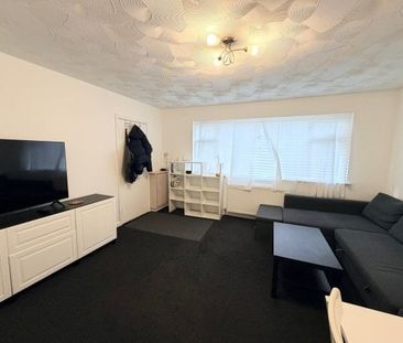 Robere House - Photo 1