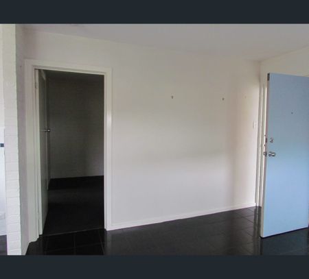 6/10 Charles Street, Moonah, Tas 7009 - Photo 2