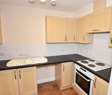 2 bedroom apartment to rent - Photo 4
