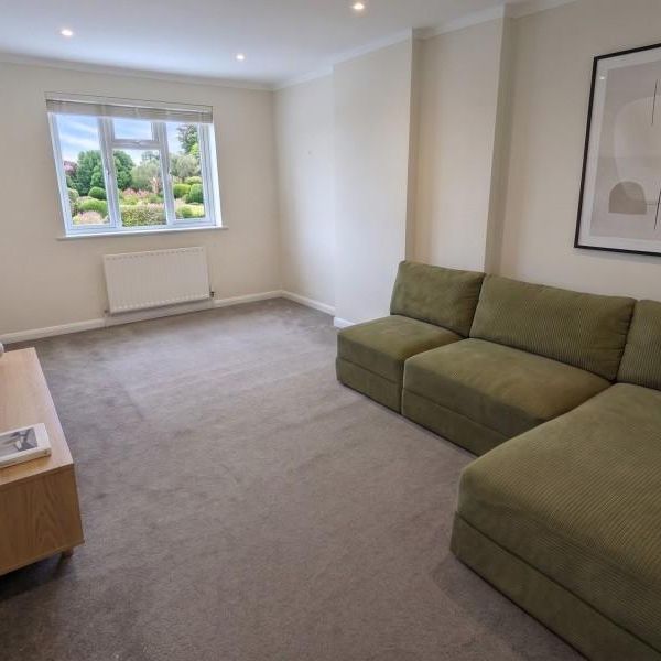 3 bedroom apartment to rent - Photo 1