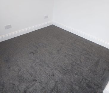 3 Bed Terraced House, Larch Road, CH42 - Photo 4