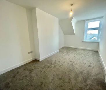 Poole Road, BH4 9BA, Bournemouth - Photo 2