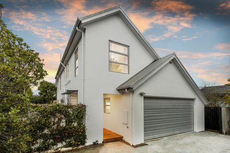 Modern 3-bedroom house with garage - Photo 4