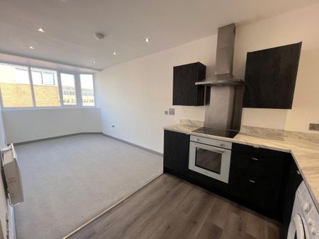 2 bedroom flat to rent - Photo 5