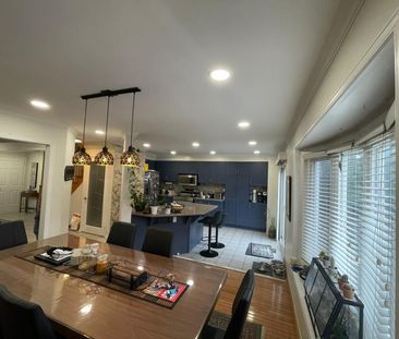 For Lease - 6638 Astro Court Unit# Upper, Mississauga, Ontario - Photo 3