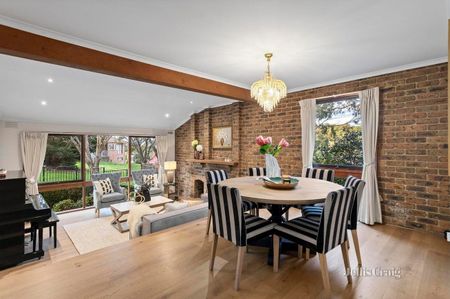 6 Streeton Lane, Doncaster East - Photo 3