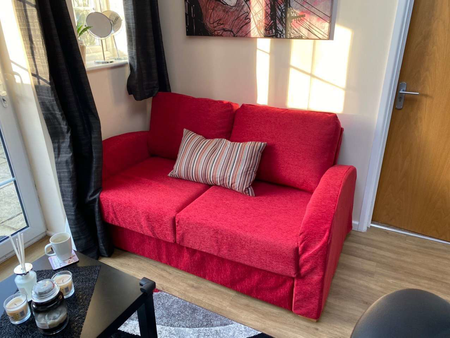 Quiet, peaceful, clean, well-managed house share in Radlett Gillespie - Photo 2