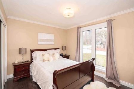 For Lease - 2 Groveland Crescent, Toronto, Ontario - Photo 3