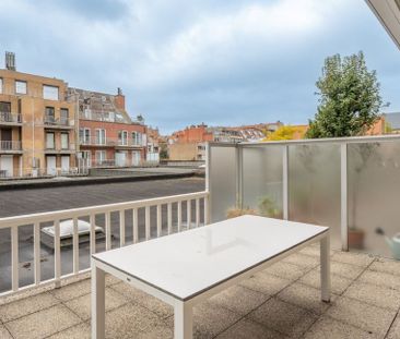 Appartement te huur in Knokke voor € 1.600 met 2 slaapkamers - Photo 2