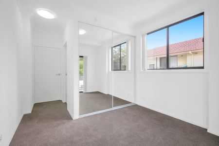 Immaculate Two Bedroom Apartment With All The Extras! - Photo 3