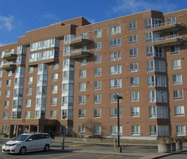 100 Medhurst Apartments — 2 Bed (BR) (NON-SMOKING UNIT) - Photo 2