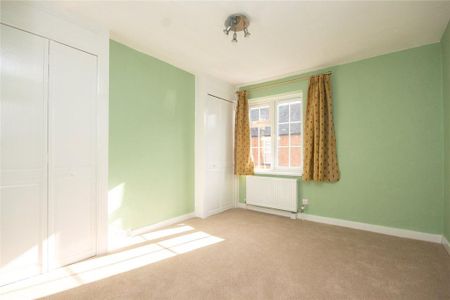 2 bedroom semi-detached house to rent - Photo 2