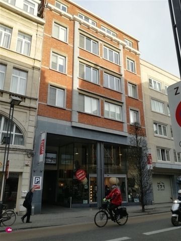 Moderne gemeubelde studio, geschikt voor één persoon, in het centrum van Leuven - Photo 5