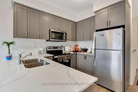 For Lease - 99 Roger Street Unit# 21, Waterloo, Ontario - Photo 3