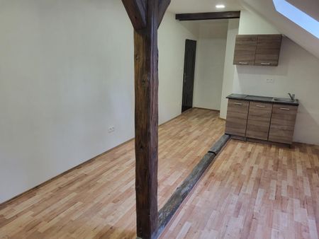 Pronájem bytu 1+kk 30 m2 - Photo 2