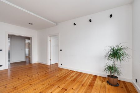 Przestronne klimatyczne mieszkanie z 2 balkonami - Zdjęcie 3