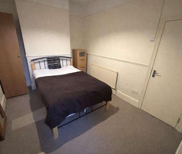 Kings Road, Gosport, PO12 - Photo 1