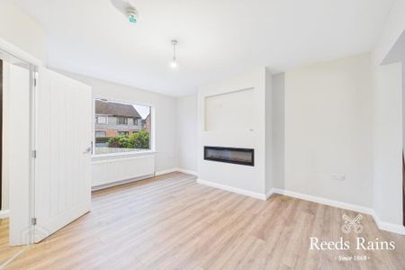 84 Elmfield Road, Newtownabbey, BT36 6DW - Photo 2