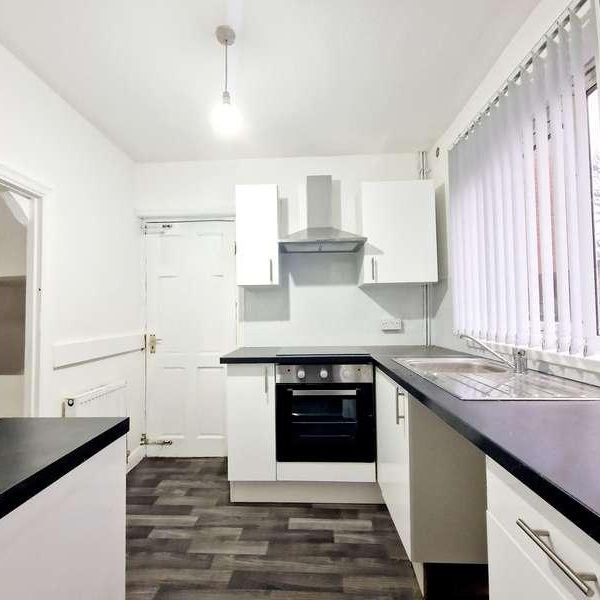 Lichfield Drive, Swinton, M27 - Photo 1