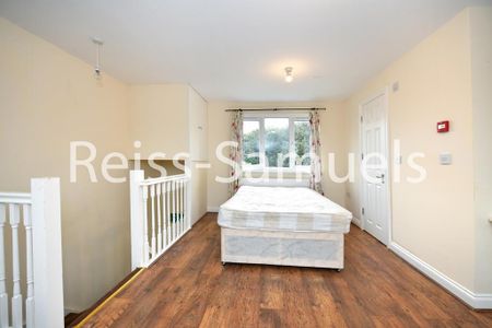 6 bedroom semi-detached house to rent - Photo 4