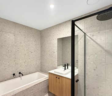 🏡 Brand New 4-Bedroom House in Thornhill Park - Photo 6