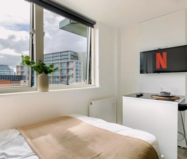 Platinum Studio - Photo 2