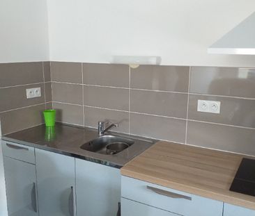 Location Appartement 2 pièces 44m² - Photo 3