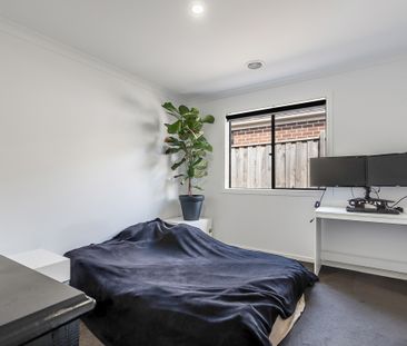 44 Dodson Road, Officer VIC 3809 - House For Rent | Domain - Photo 6