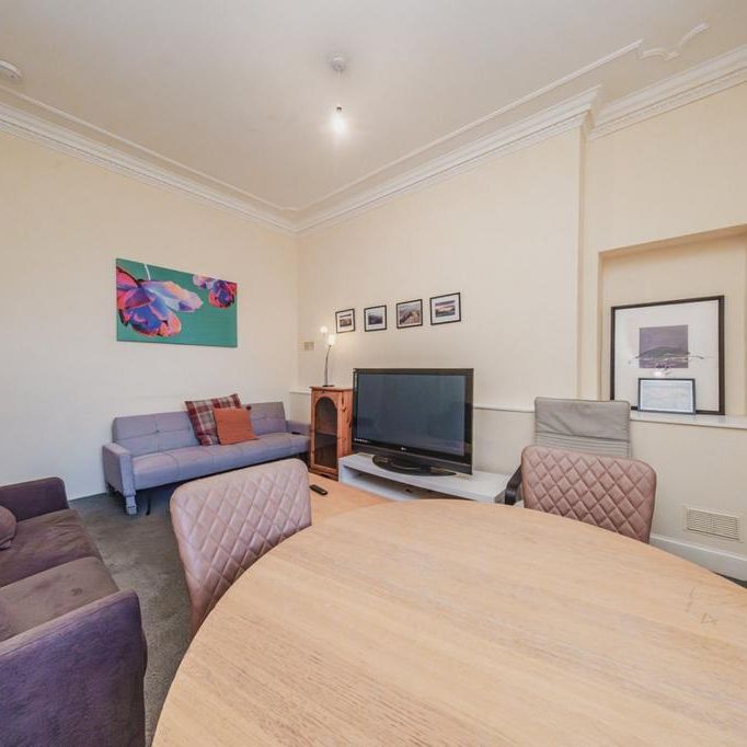 4 bedroom house to rent - Photo 1