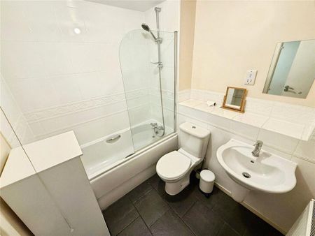 2 bedroom flat to rent - Photo 5