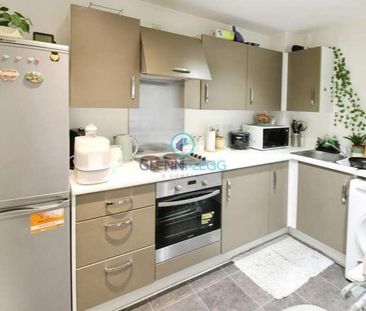 West Central, Slough, SL2 - Photo 5