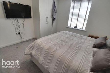 4 bedroom detached house to rent - Photo 5