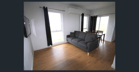 SOUGHT AFTER LOCATION - FULLY FURNISHED - Photo 4