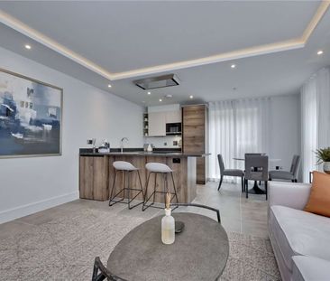 A one bedroom ground floor apartment with private enclosed terrace ... - Photo 1