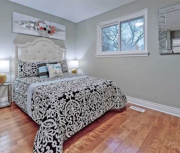 For Lease - 65 Holcolm Road Unit# Upper, Toronto, Ontario - Photo 6