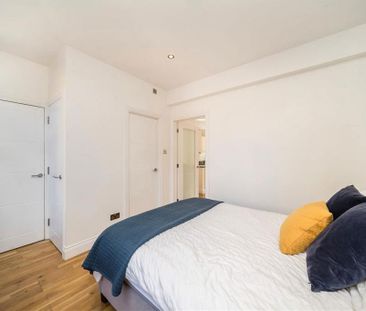 1 bedroom flat to rent - Photo 2