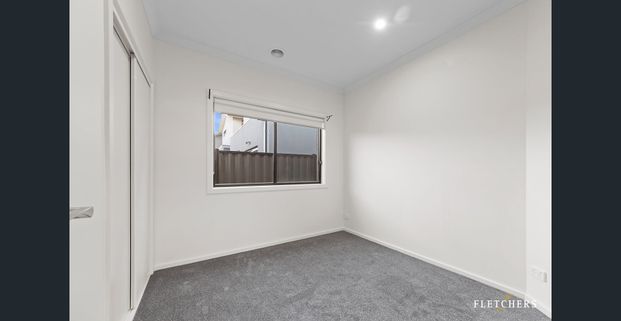 Modern Comfort and Style in a Prime Tarneit Location - Photo 1