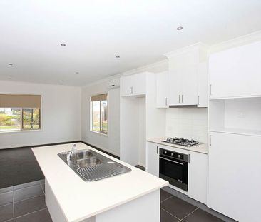 6/29 Ardsley Circuit, Craigieburn VIC 3064 - Photo 4