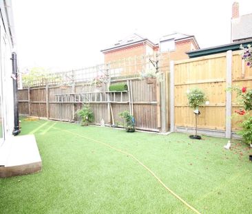 Riverview Gardens, Twickenham - Photo 6
