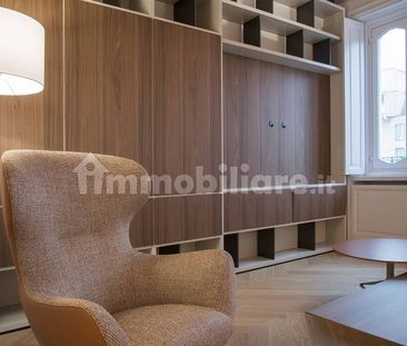 Bilocale via Laghetto 1, Borgogna - Largo Augusto, Milano - Photo 5