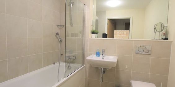 Double bedroom en suite for rent on Islington London N1 - Photo 3