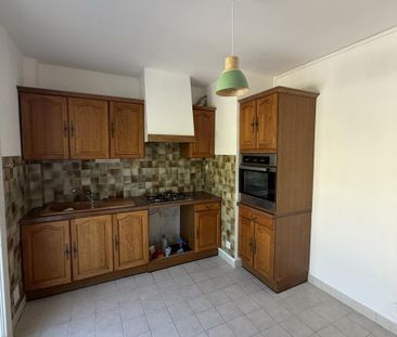 A BOURG SAINT ANDEOL, APPARTEMENT F4 A LOUER - Photo 2