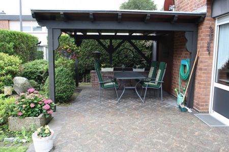 Wohnen im eigenen Haus in Rondorf mit Garten und Partykeller! - Foto 4