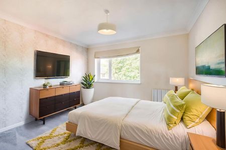 4 bedroom semi-detached house to rent - Photo 3