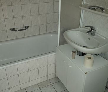 City-Wohnung mit Wannenbad und Balkon - Photo 3