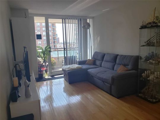 For Lease - 350 Red Maple Road Unit# 612, Richmond Hill, Ontario - Photo 1